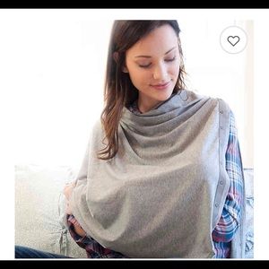 Nuroo nursing cover and scarf